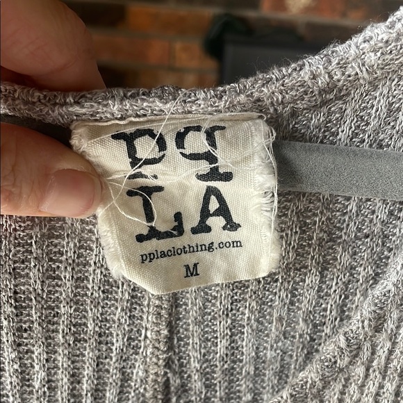 Gray Knit Tank Sweater by PPLA - Picture 4 of 5